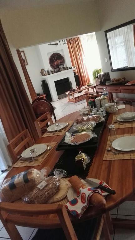 Ezulwini Guest House Bagian luar foto