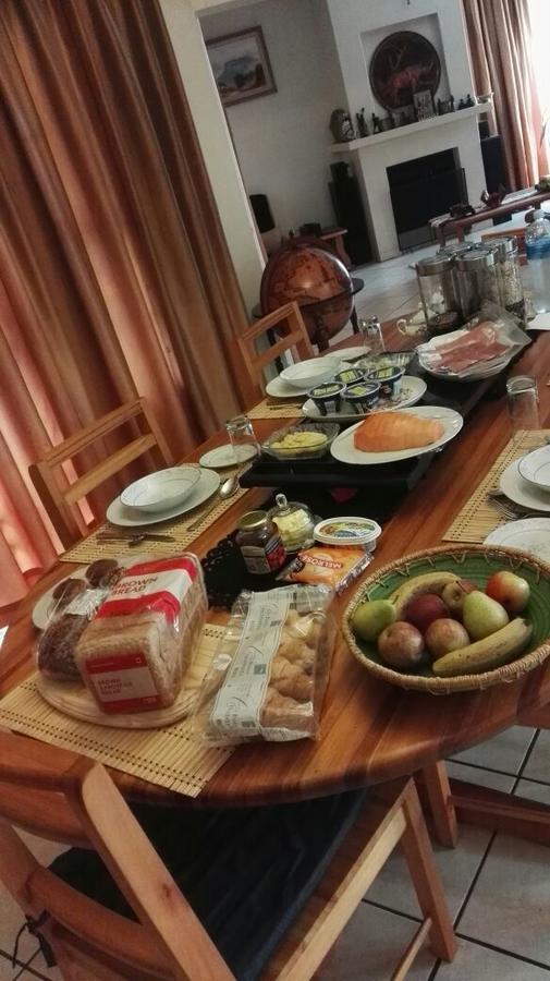 Ezulwini Guest House Bagian luar foto
