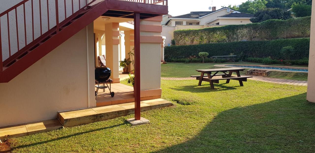 Ezulwini Guest House Bagian luar foto