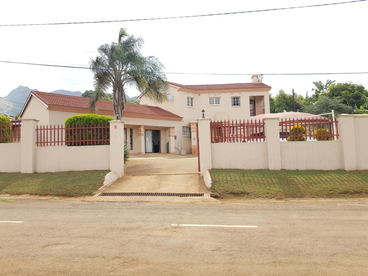 Ezulwini Guest House Bagian luar foto