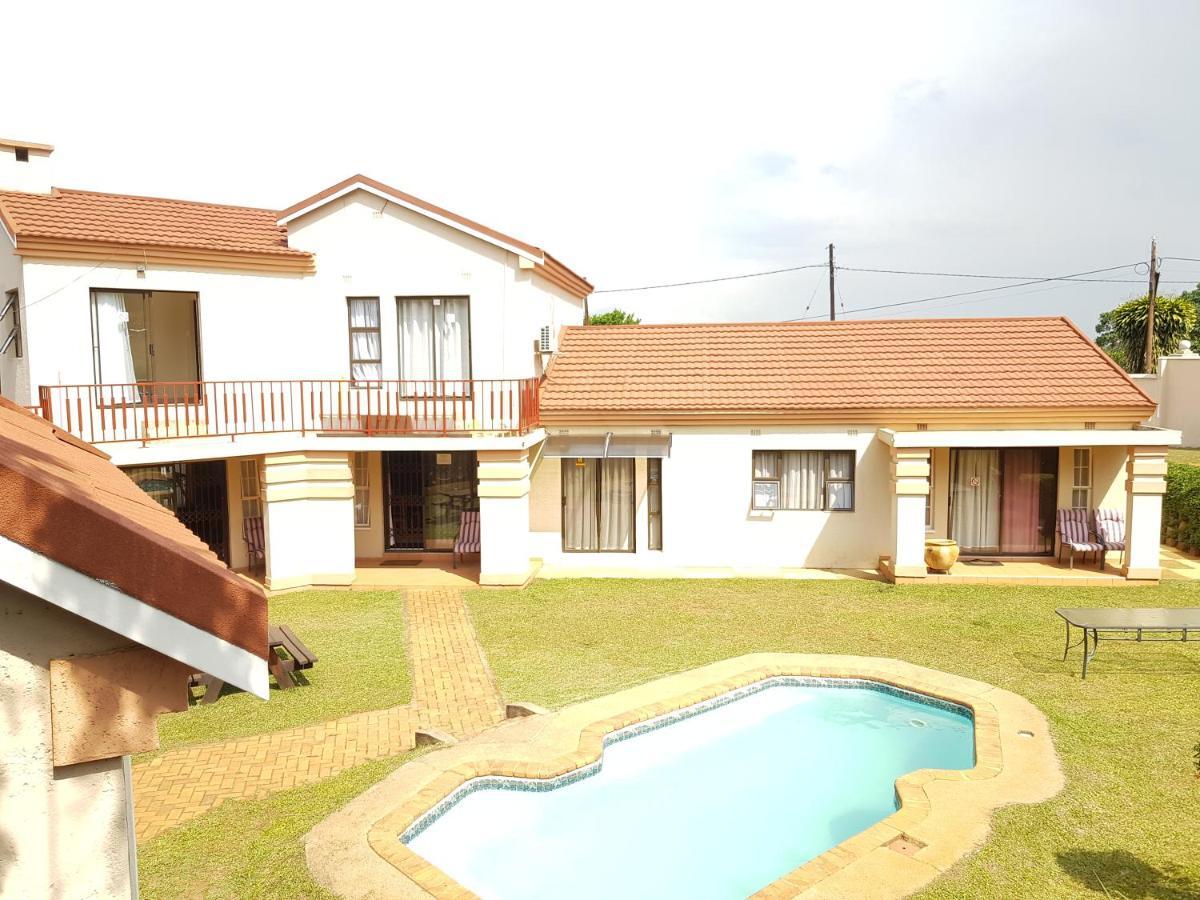 Ezulwini Guest House Bagian luar foto